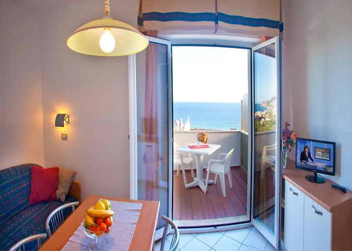 Apartament Classic In Pietra Ligure